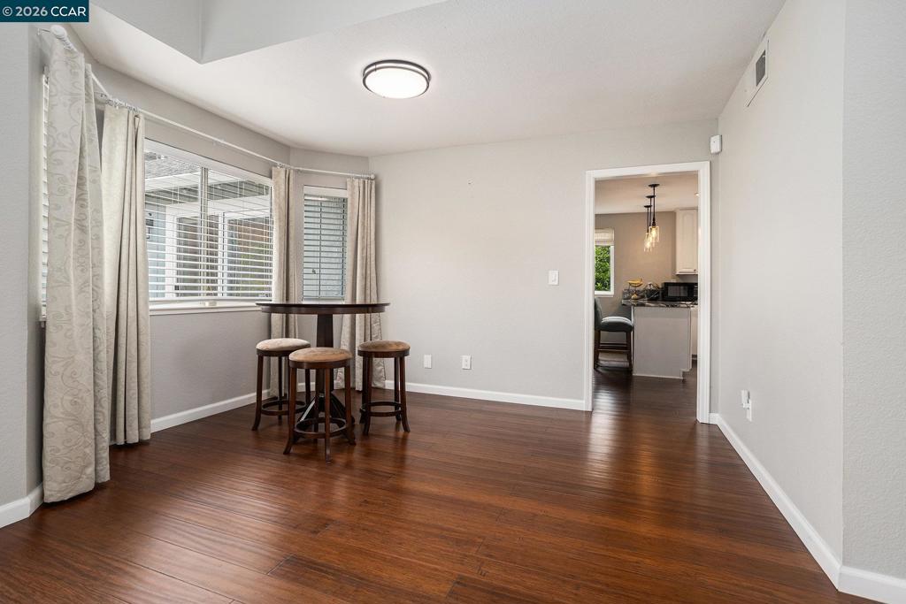 100 Bear Cove Ct Property Photo 10