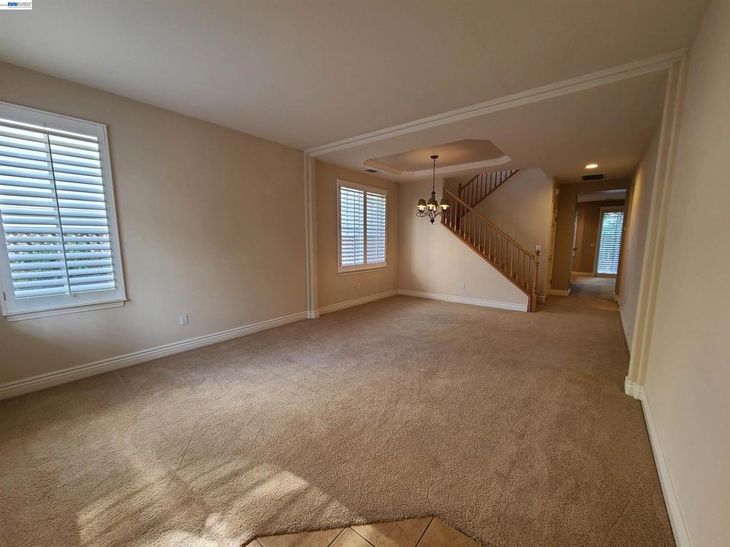 204 Abigail Cir Property Photo 2
