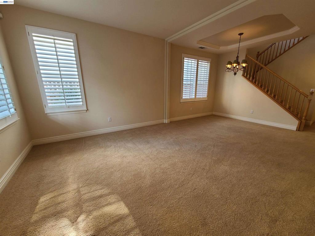 204 Abigail Cir Property Photo 4