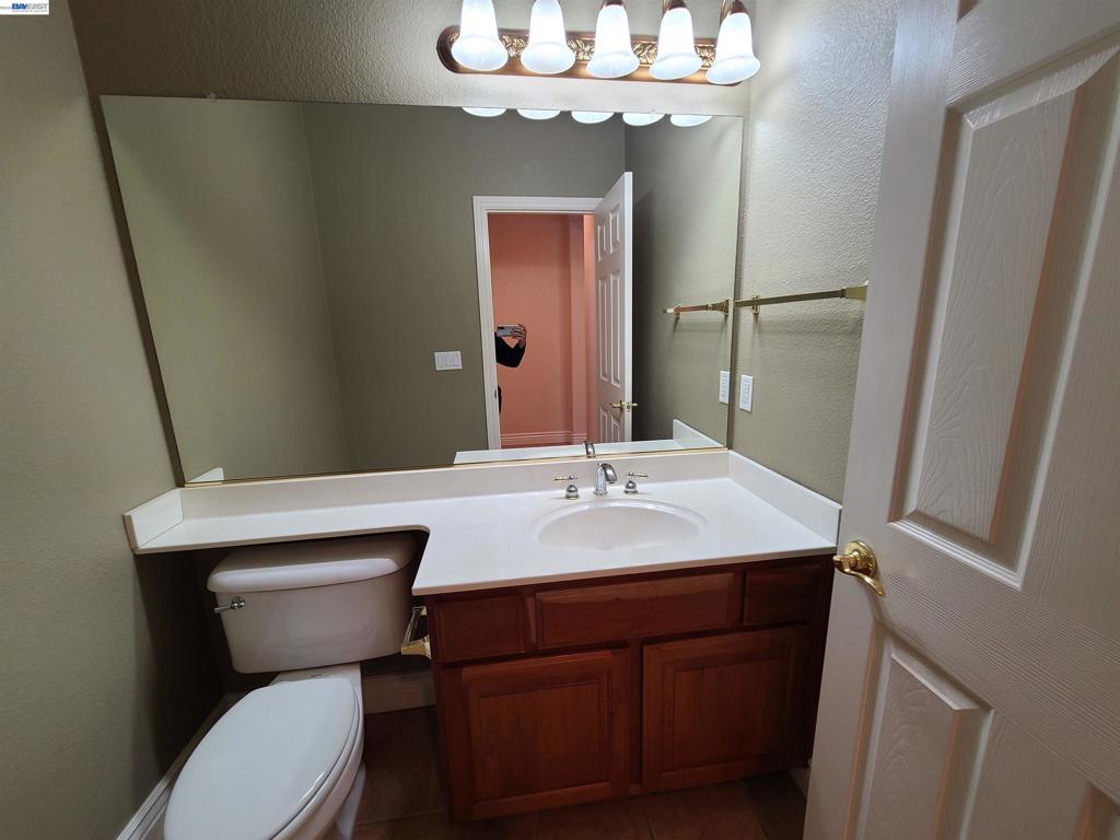 204 Abigail Cir Property Photo 9