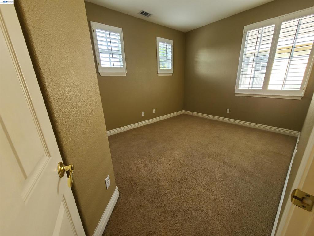 204 Abigail Cir Property Photo 27