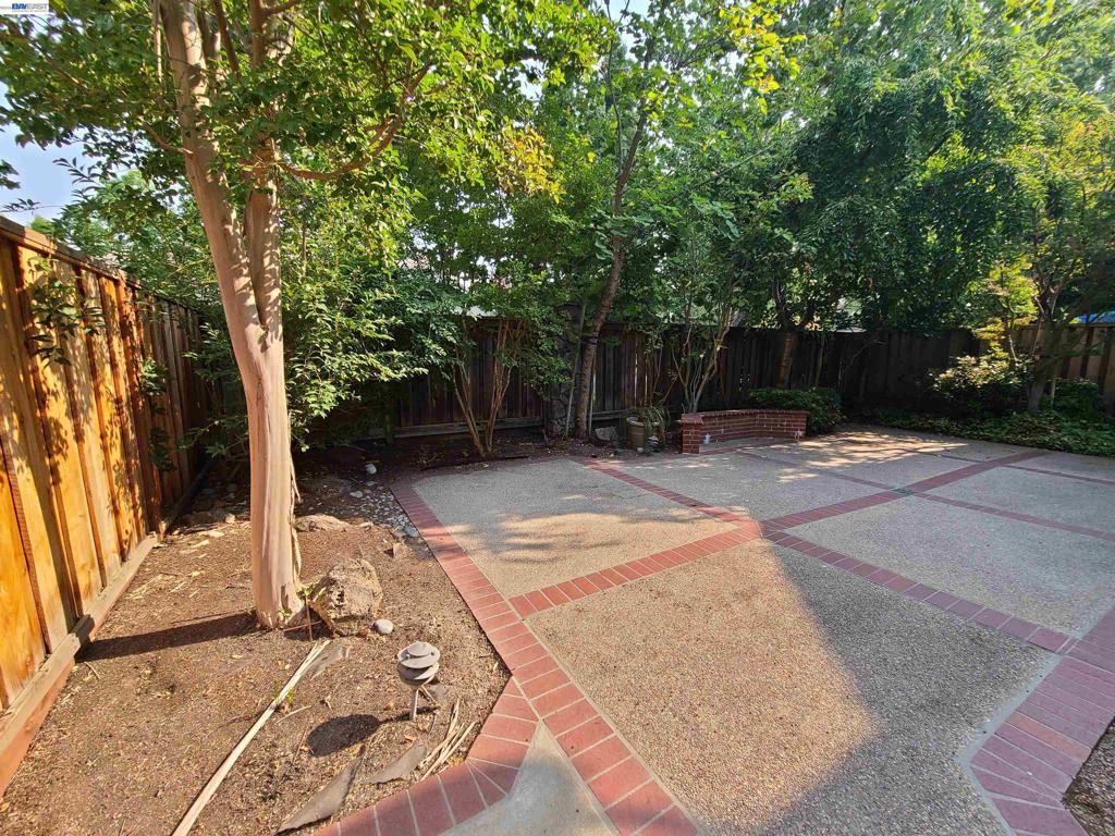 204 Abigail Cir Property Photo 43