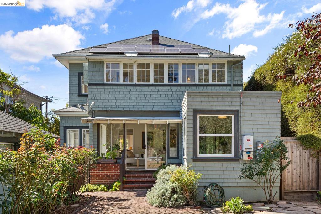 2833 Regent St Property Photo 32