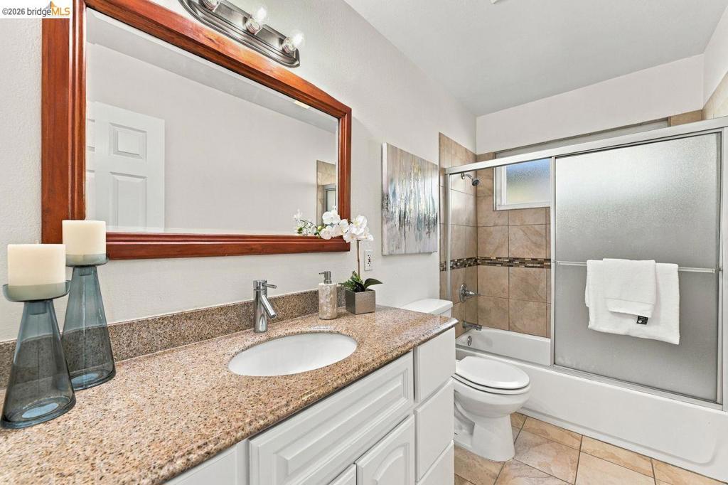 10760 Hellman St Property Photo 24