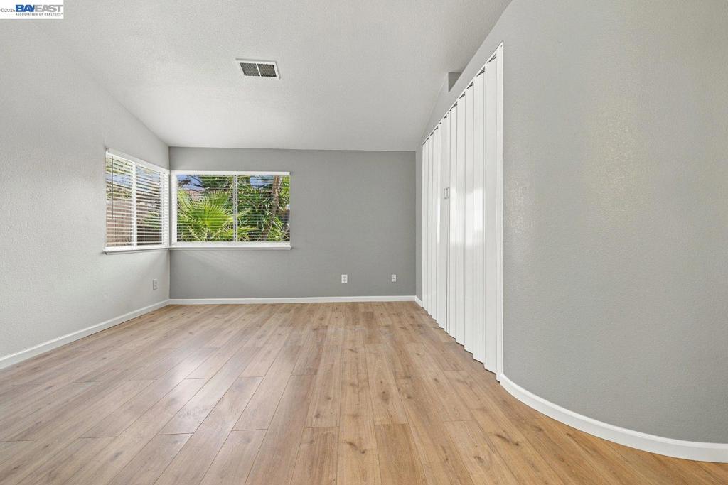2222 Woodhill Dr Property Photo 26