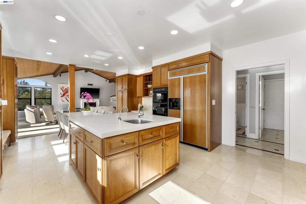 13 Kemp Court Property Photo 16
