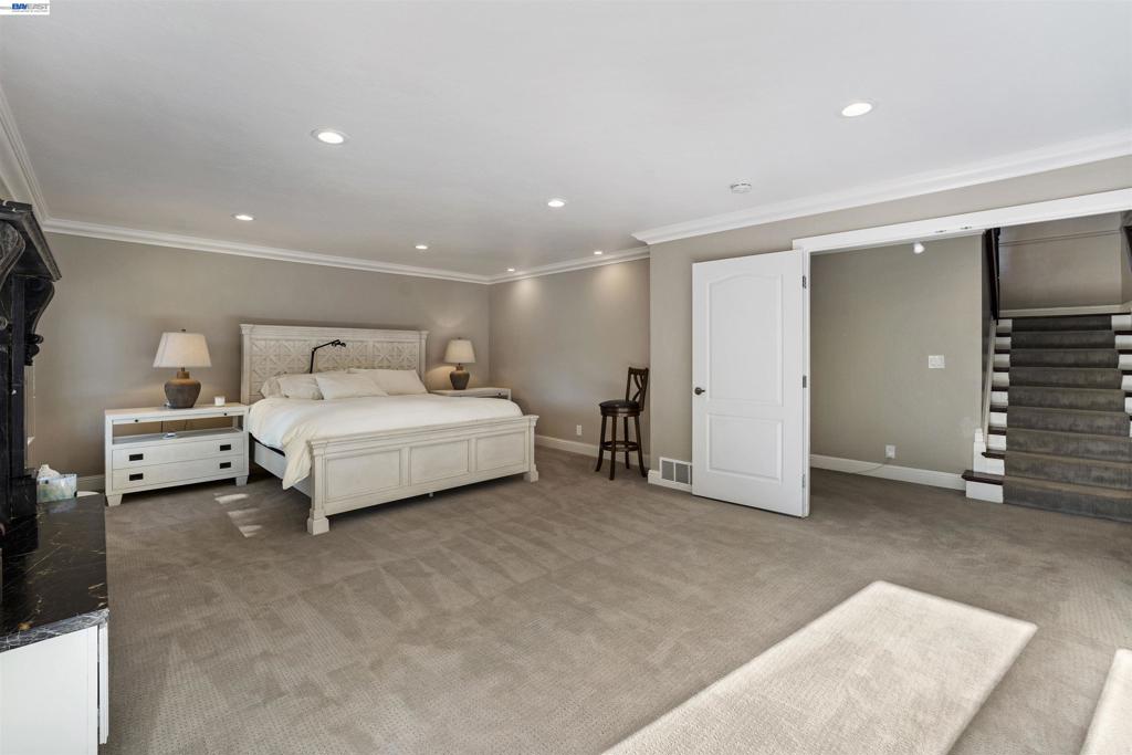13 Kemp Court Property Photo 21