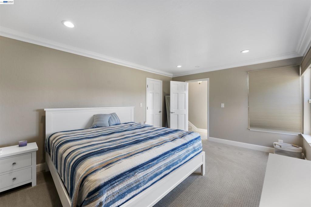 13 Kemp Court Property Photo 29