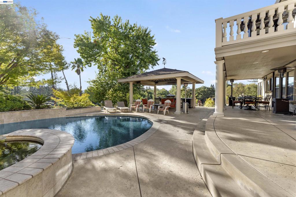 13 Kemp Court Property Photo 36