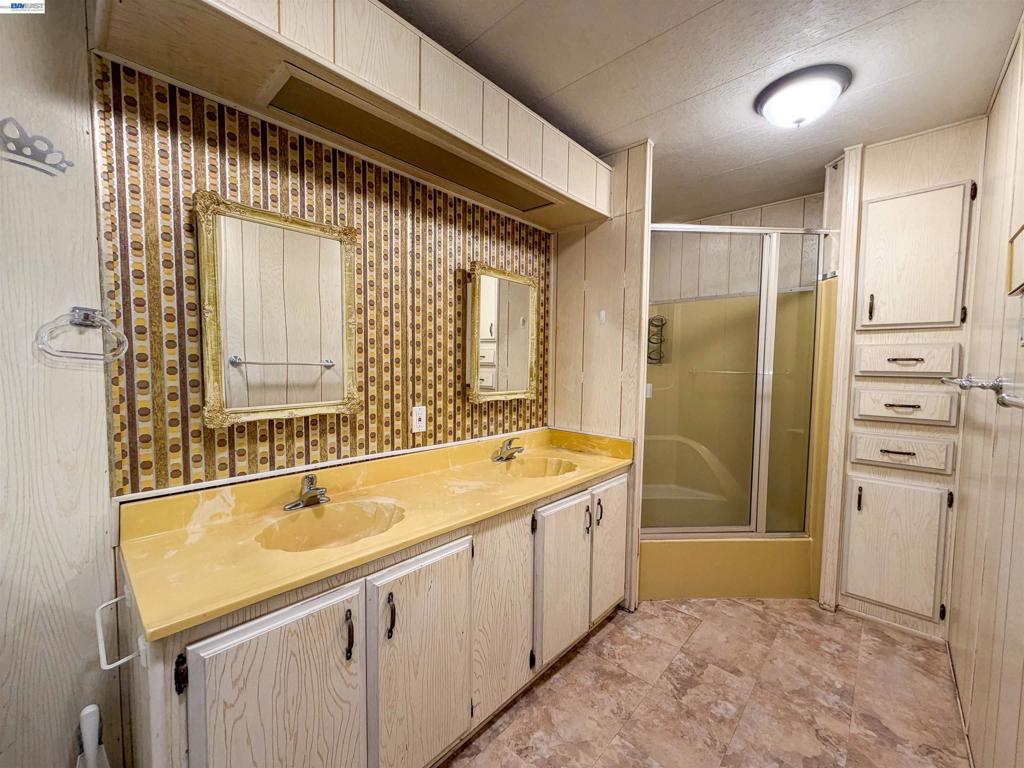 550 Hermitage Ct Property Photo 20