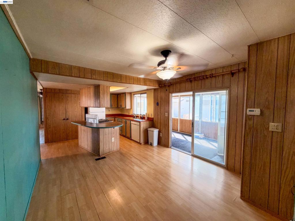 550 Hermitage Ct Property Photo 30