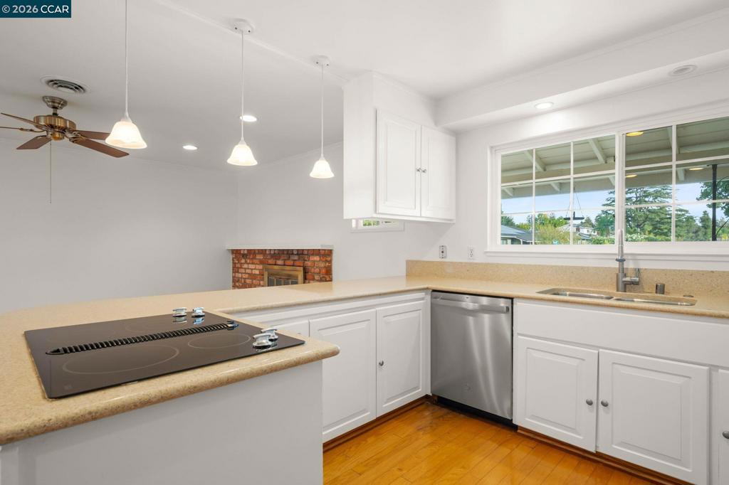 1783 Leewood Way Property Photo 10