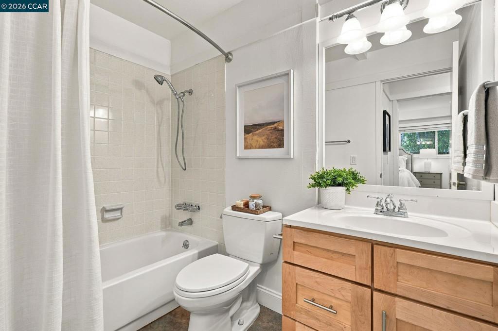 2632 Shadow Mountain Dr Property Photo 24