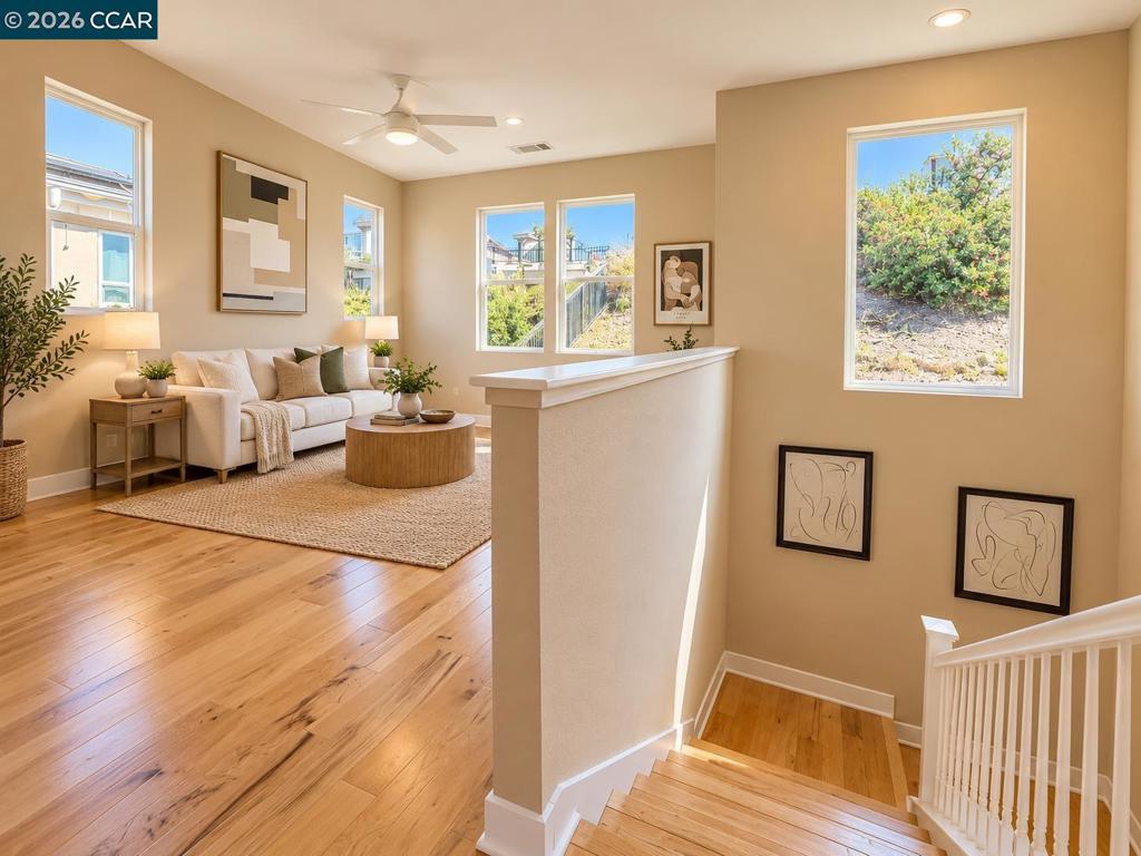 1096 Gardenia Loop Property Photo 18