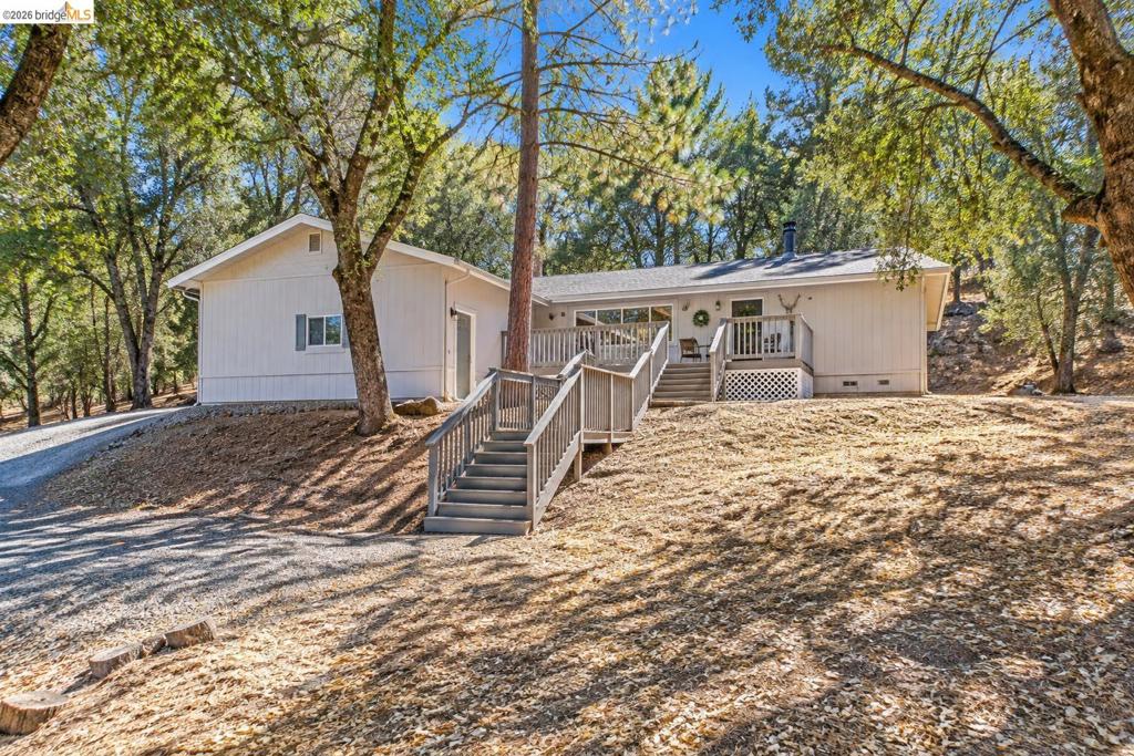 19327 Ferretti Rd Property Photo 5