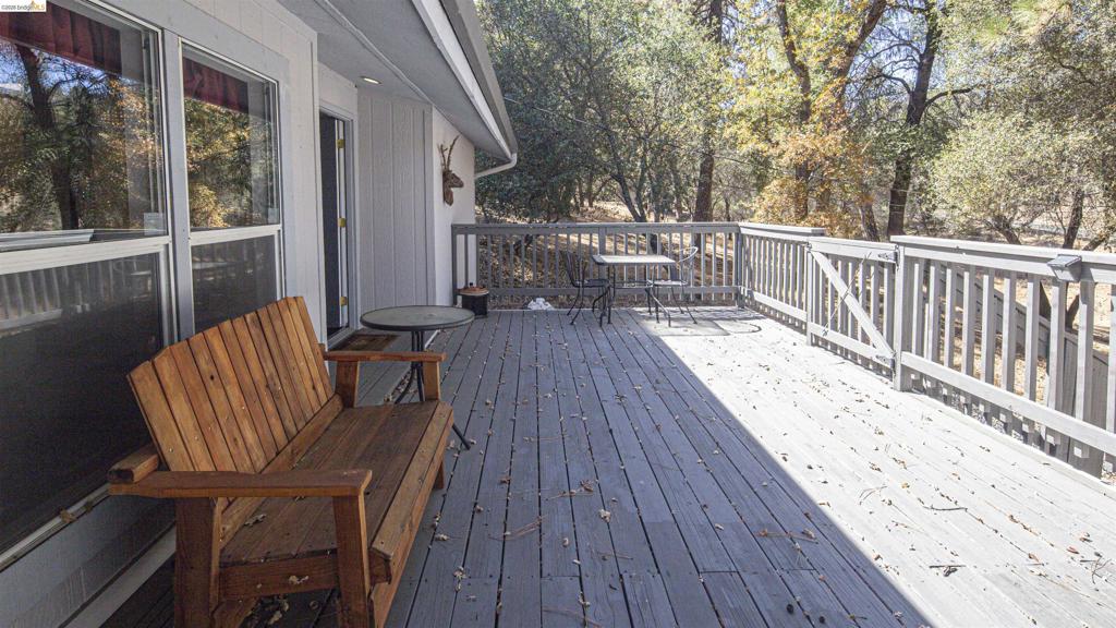 19327 Ferretti Rd Property Photo 13