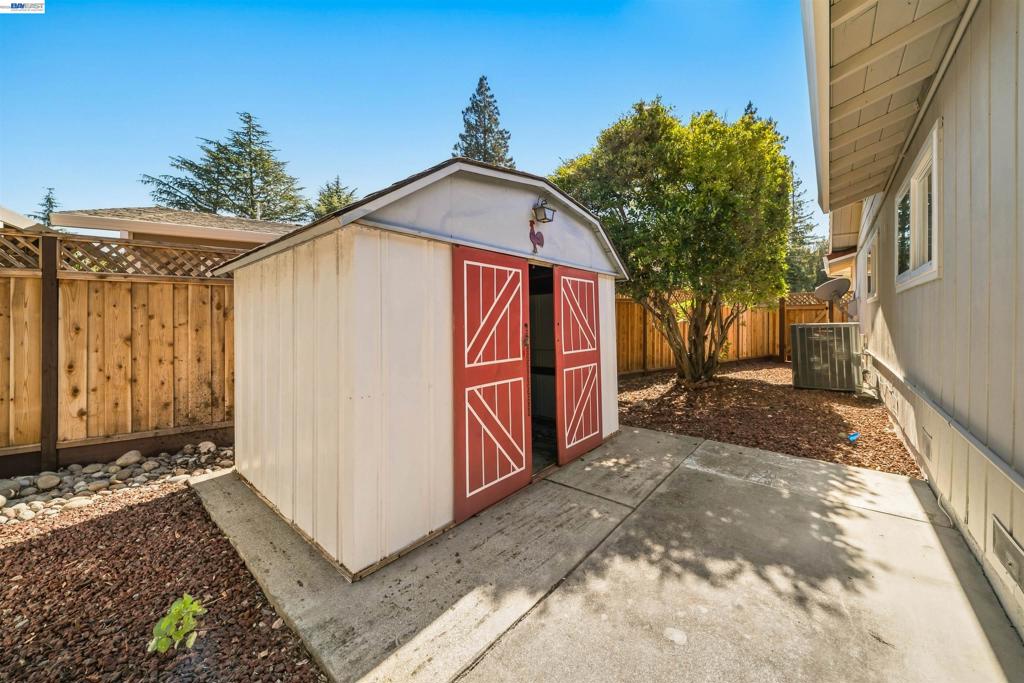 7761 Capewood Place Property Photo 33