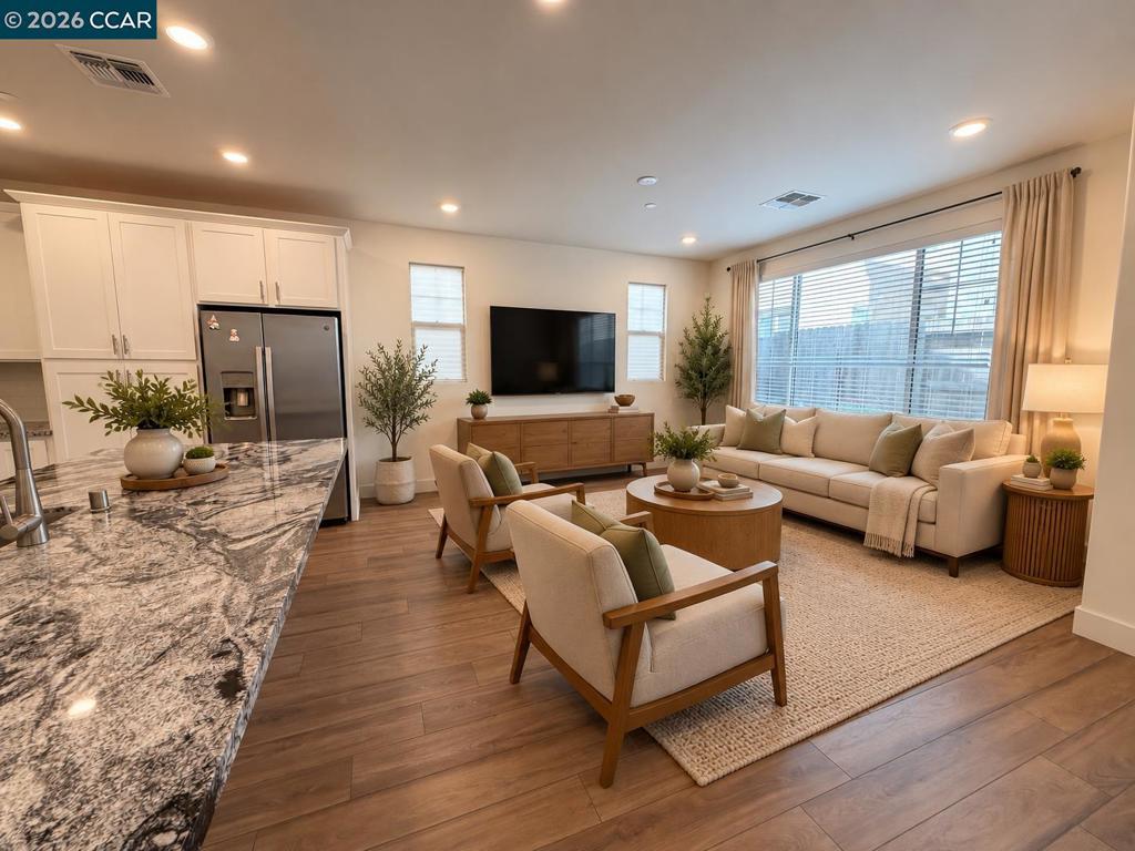 10589 Tenor Way Property Photo 4