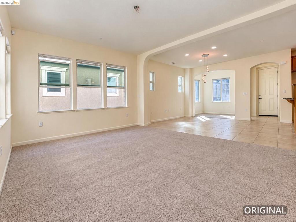 703 N Claret Lane Property Photo 3