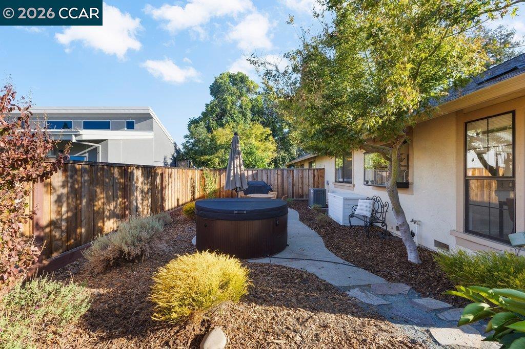 953 Bridgecrossing Way Property Photo 21