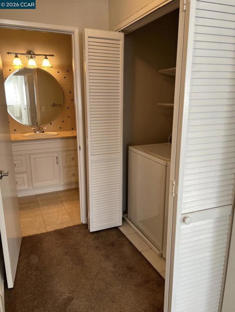 5080 Valley Crest Dr 32 Property Photo 8