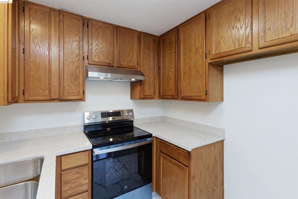 67 Glenwood Property Photo 14