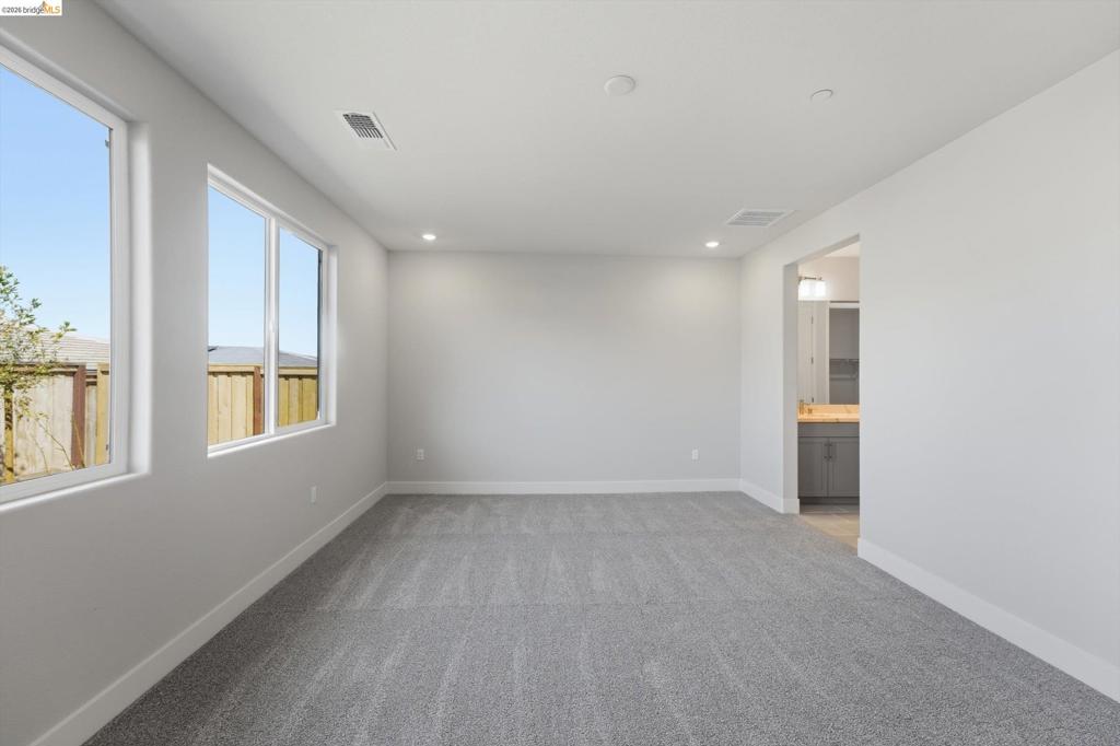 3205 Congressional Way Property Photo 6