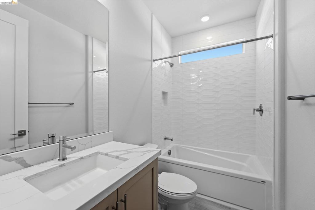 3205 Congressional Way Property Photo 8