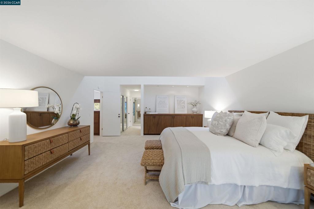 41 E Altarinda Dr Property Photo 26