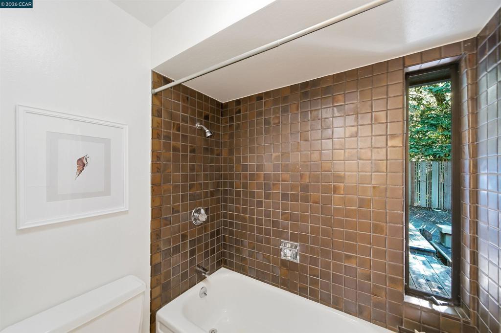 41 E Altarinda Dr Property Photo 34