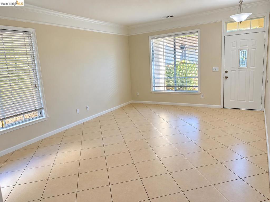 517 Eaker Way Property Photo 4