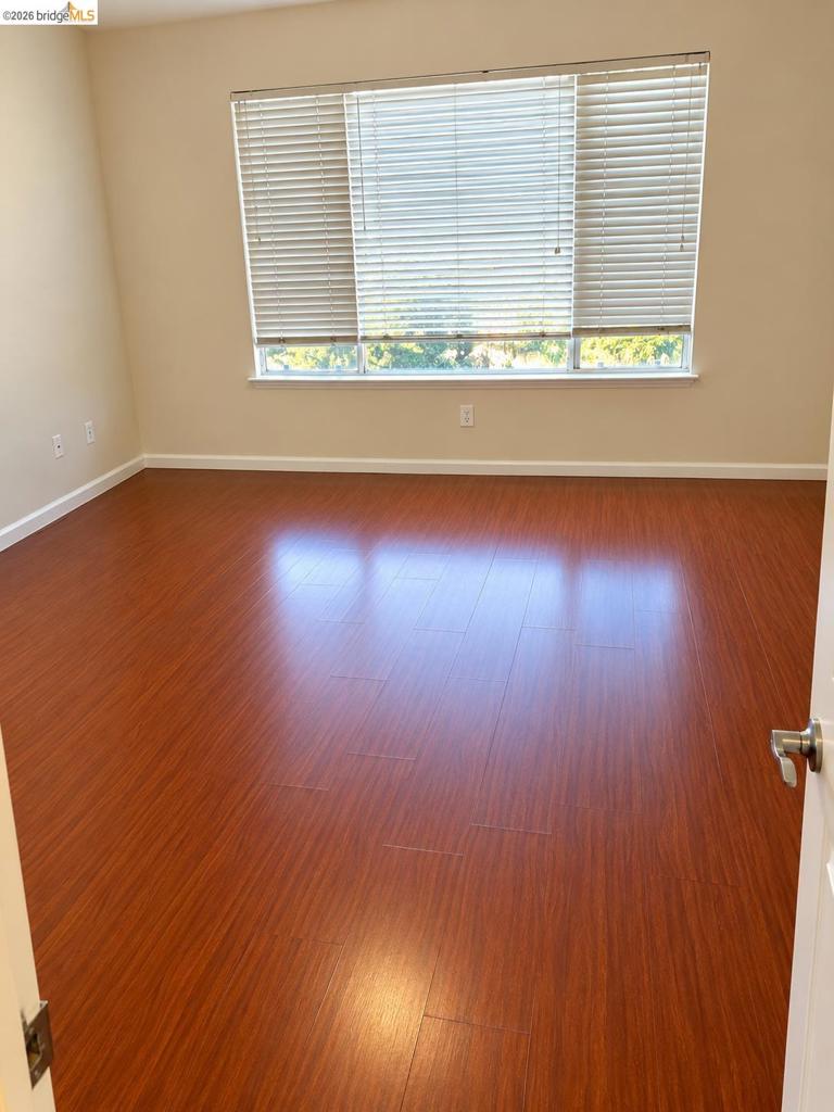 517 Eaker Way Property Photo 9
