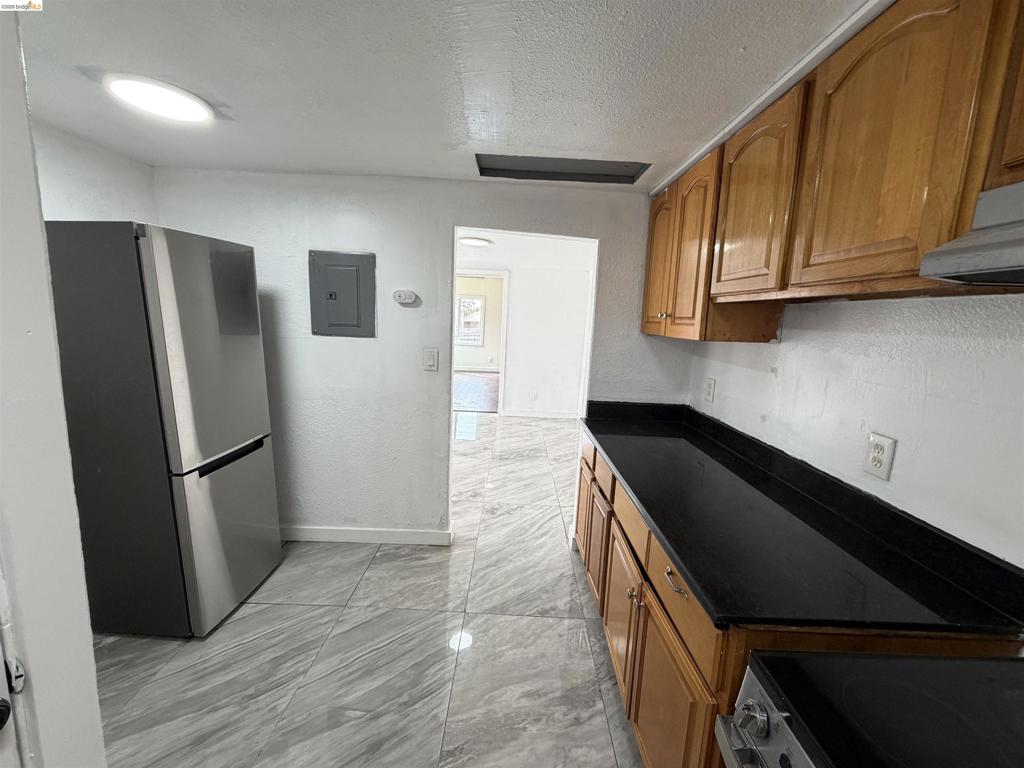 5101 Columbia Ave. Property Photo 6