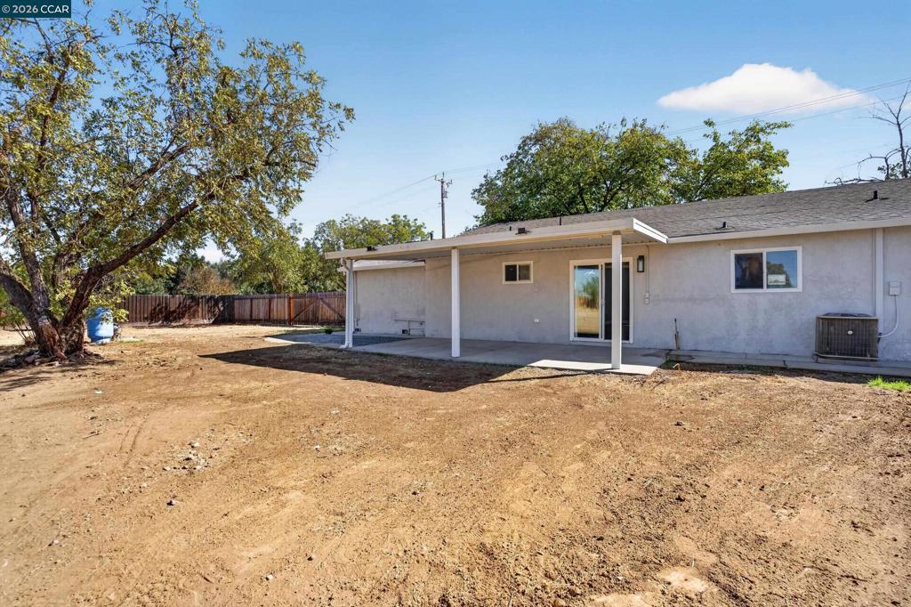 23273 Marsh Creek Rd Property Photo 15