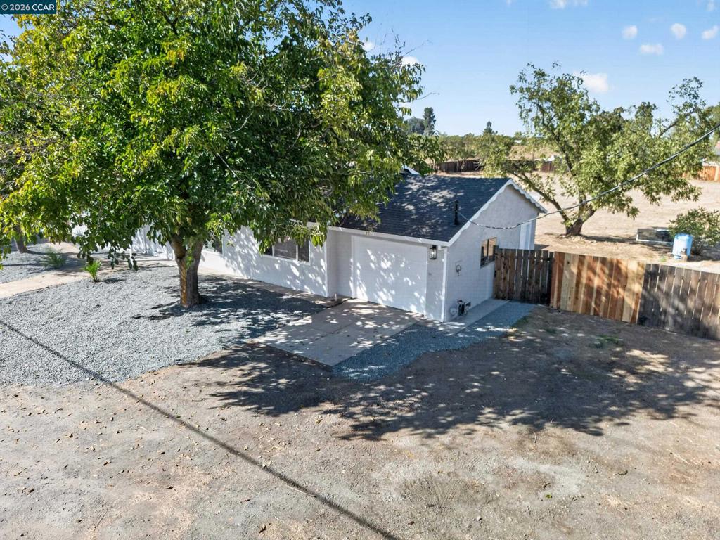 23273 Marsh Creek Rd Property Photo 25
