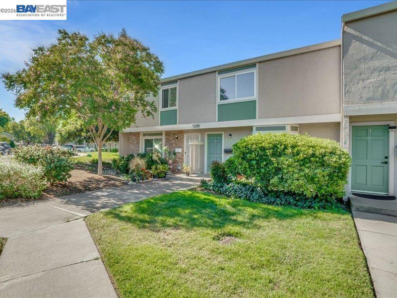 1289 Pine Creek Way D Property Photo 5