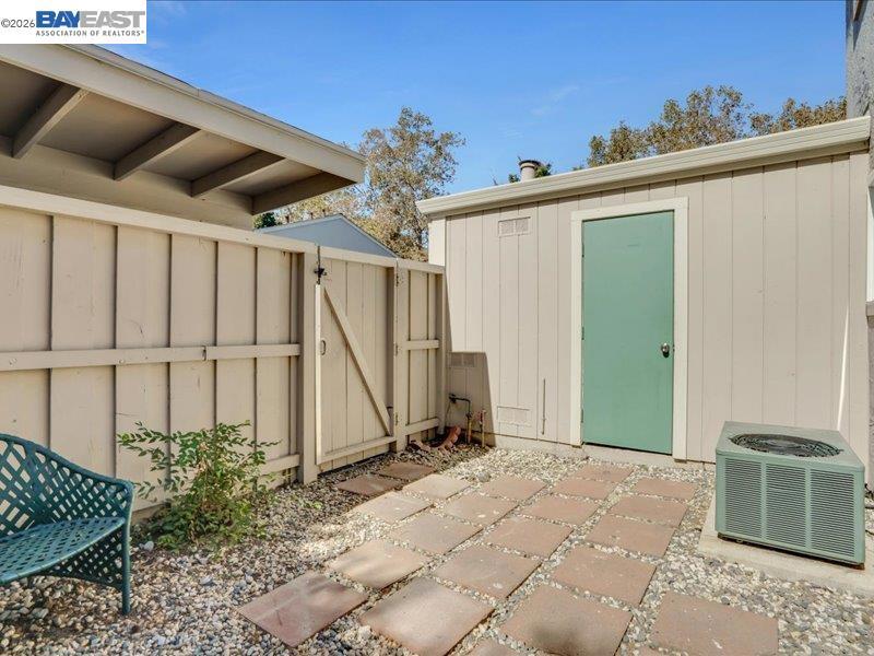 1289 Pine Creek Way D Property Photo 25