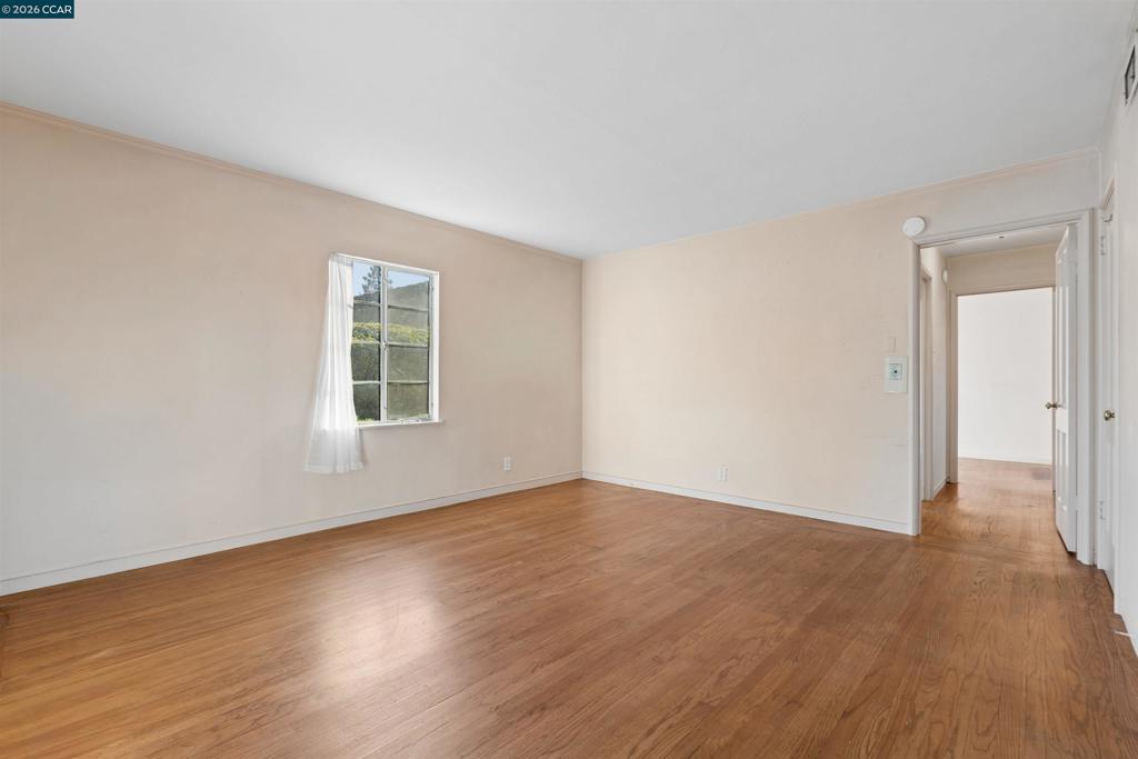 51 Bradley Ave Property Photo 10