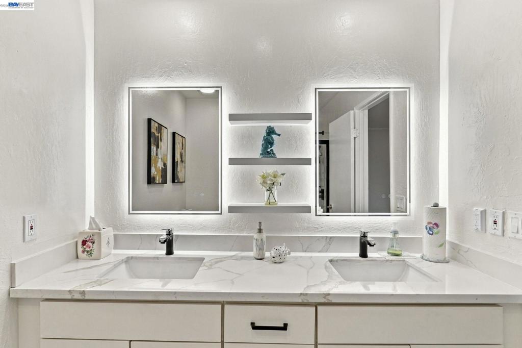 330 Ryegate Ct Property Photo 22