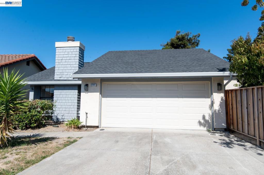 32941 Soquel St Property Photo 1