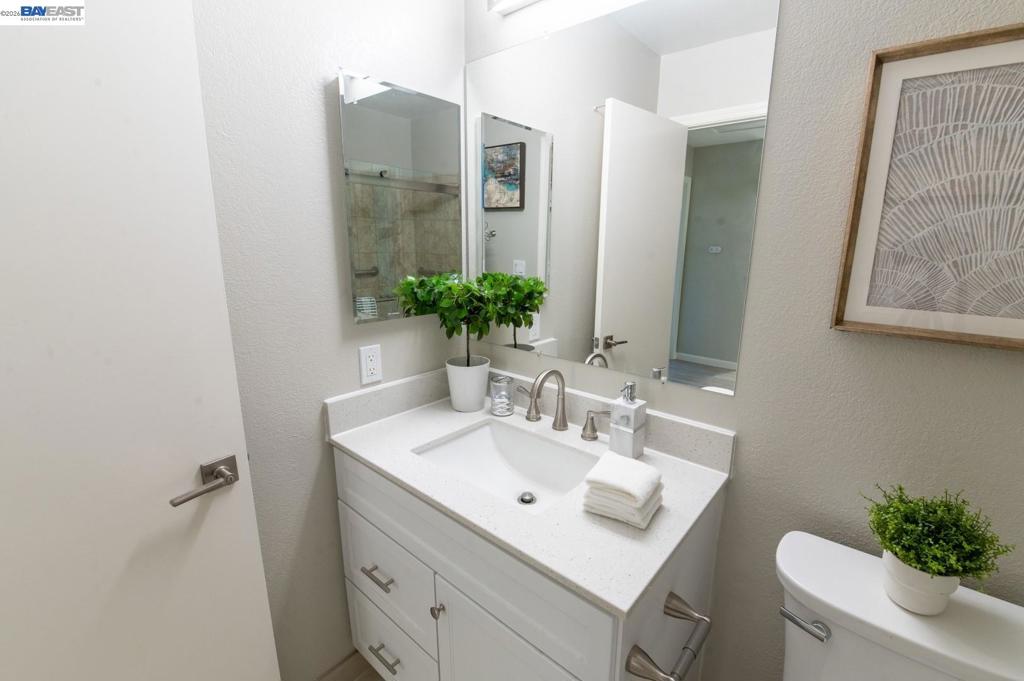 32941 Soquel St Property Photo 19