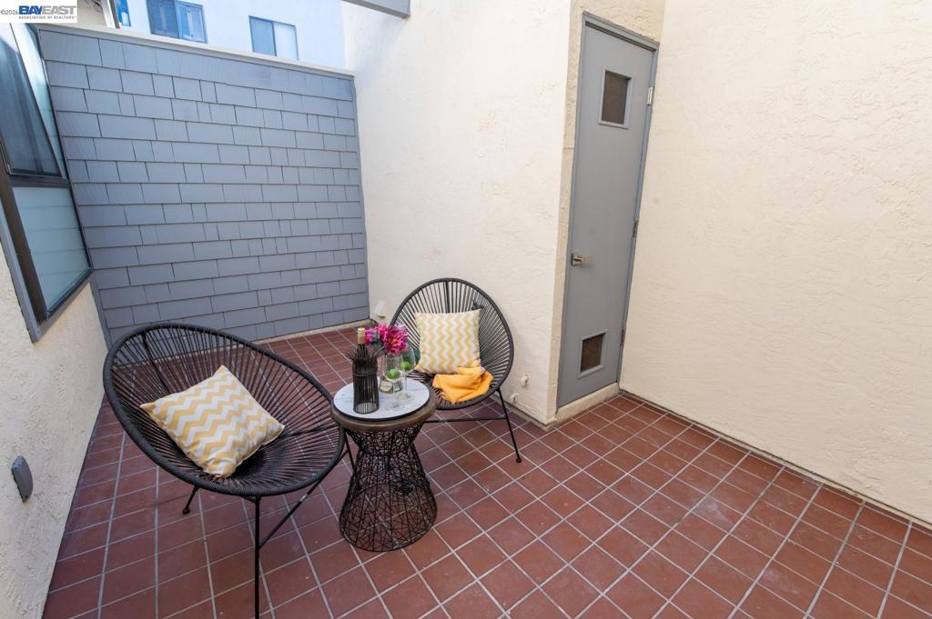 32941 Soquel St Property Photo 36