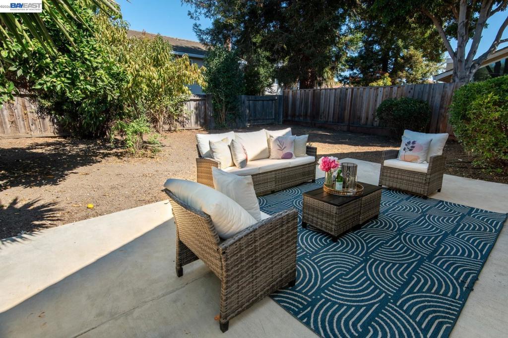 32941 Soquel St Property Photo 54