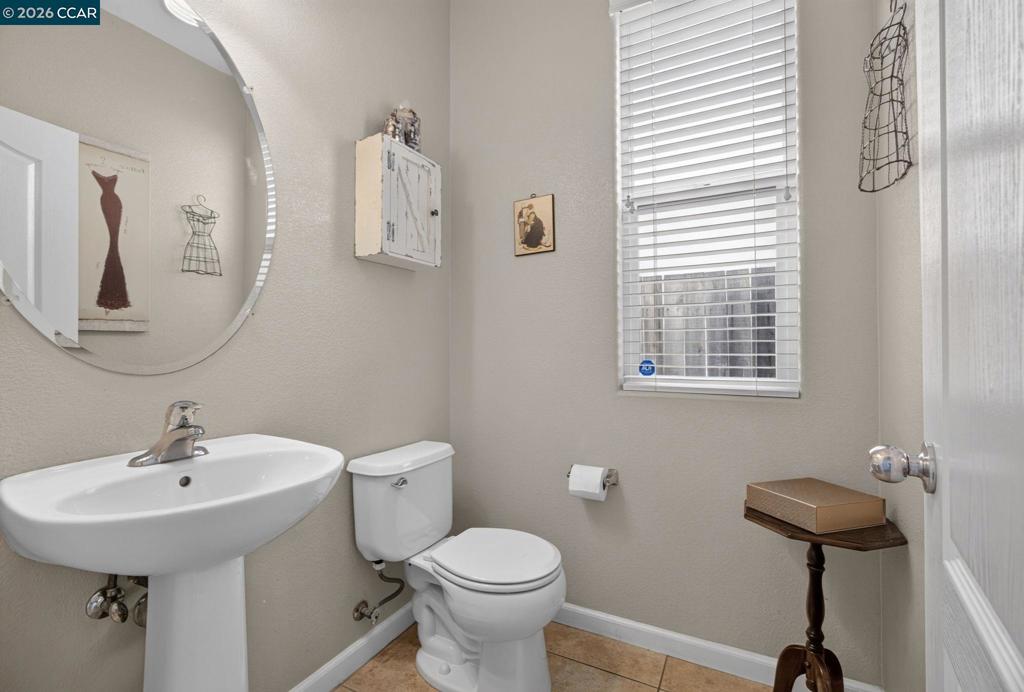 328 Silver Bell Way Property Photo 16