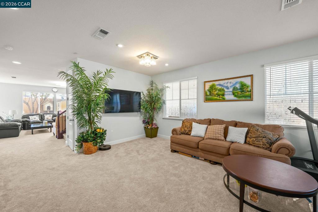 44 Greystone Pl Property Photo 15