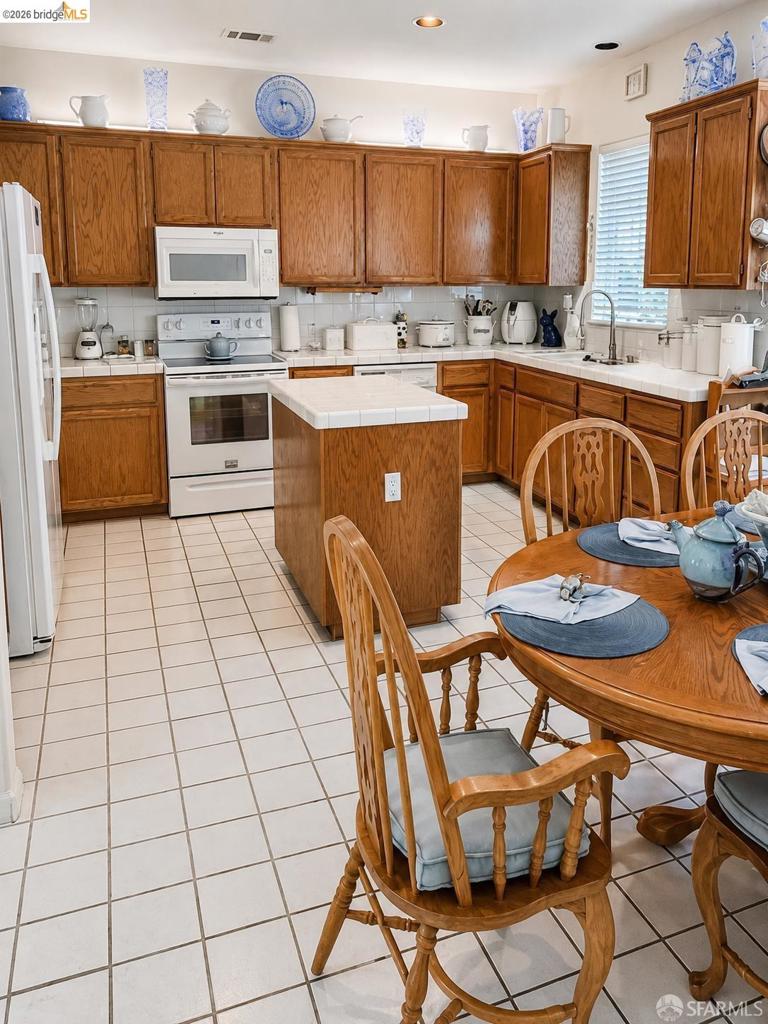 5032 Arrowhead Ct Property Photo 9
