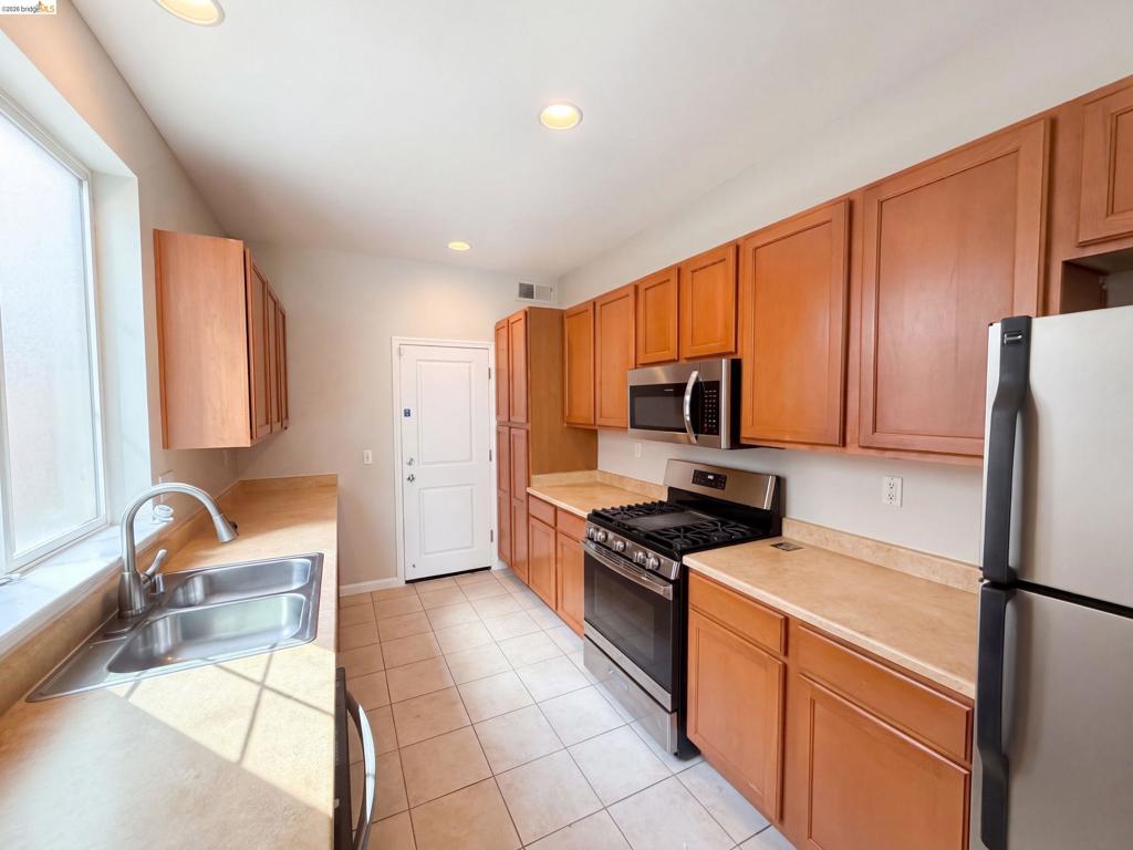2560 N Village Dr Property Photo 2