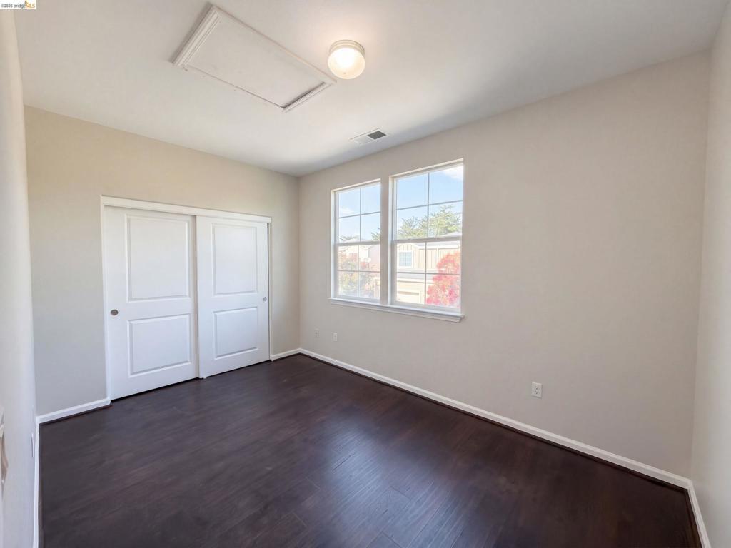 2560 N Village Dr Property Photo 8