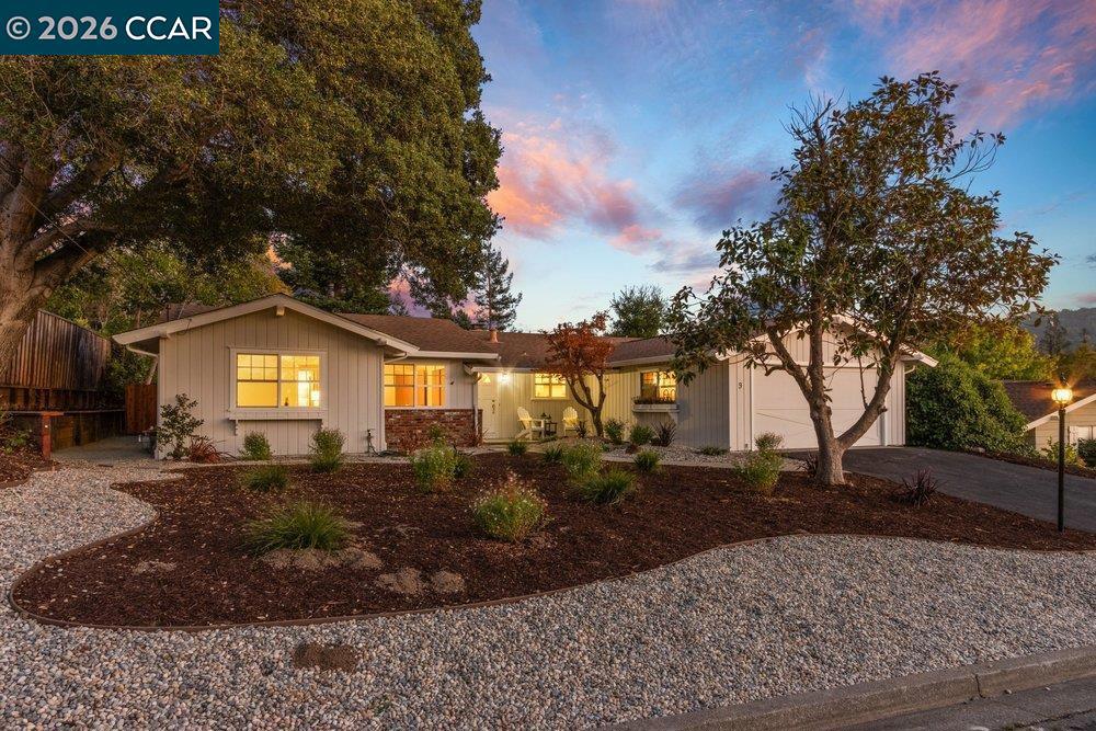 9 Dickenson Drive Property Photo 4