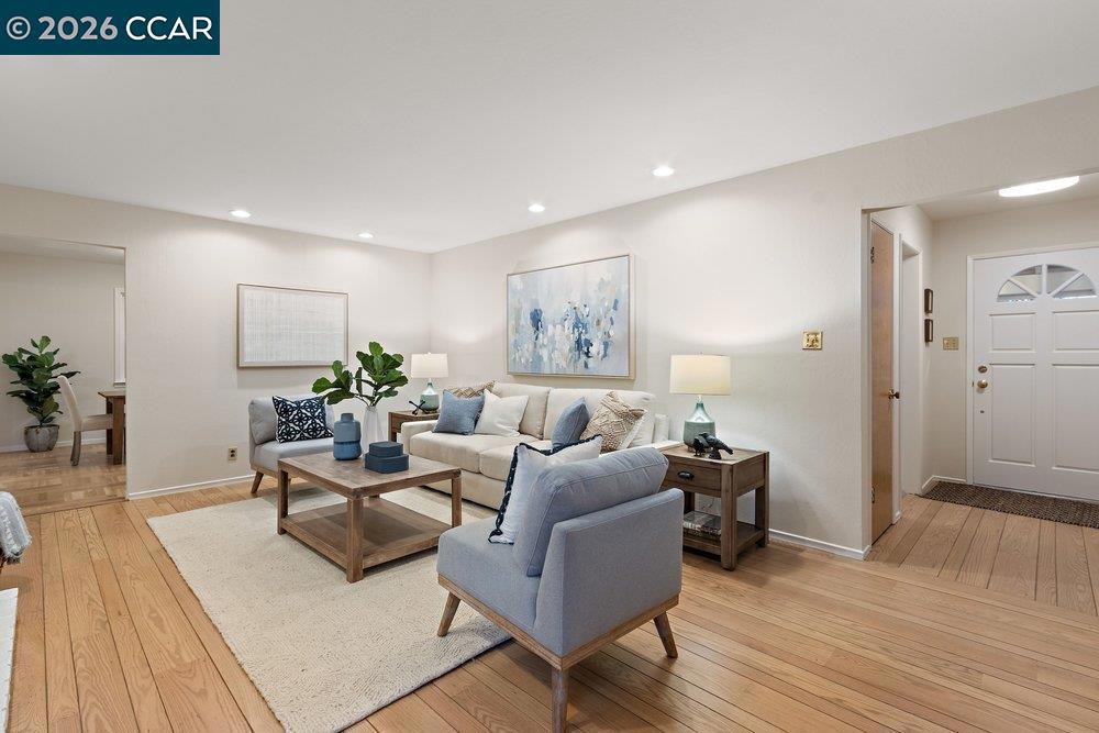 9 Dickenson Drive Property Photo 12